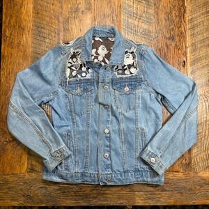 Denim Jacket Embroidered Lace with Floral Patchwork Distressed‎ Women's Size M